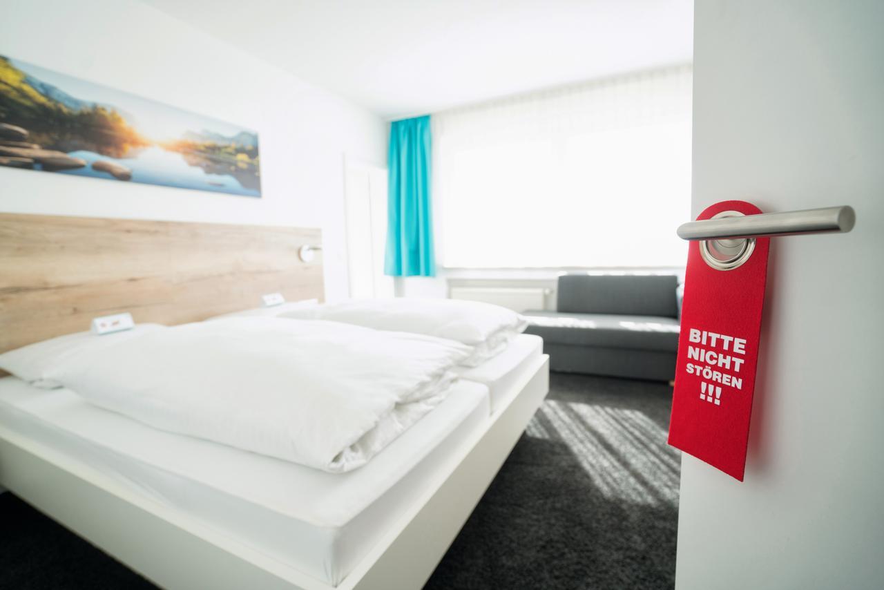 Hotel Zur Sonne Bodelshausen Экстерьер фото