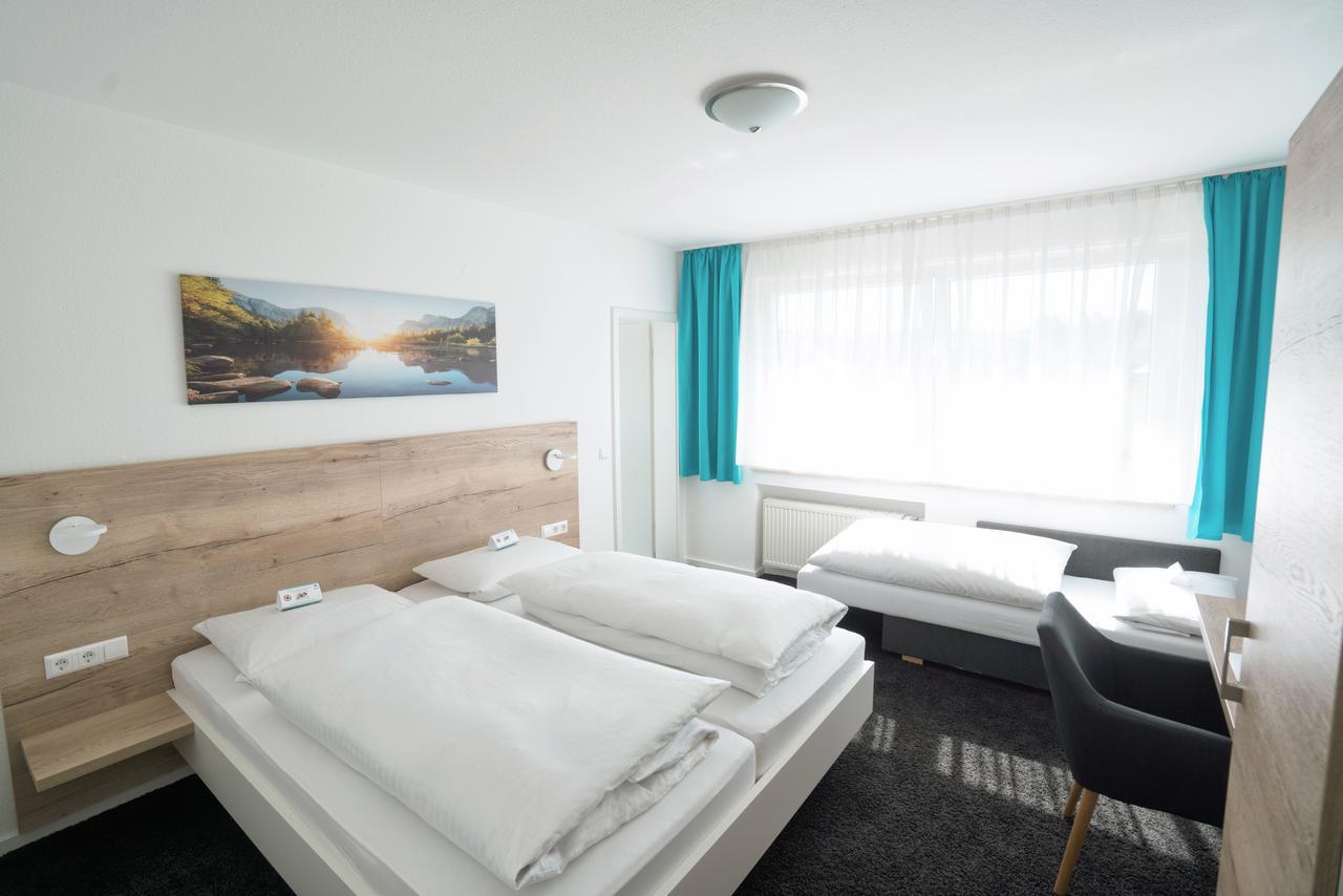 Hotel Zur Sonne Bodelshausen Экстерьер фото